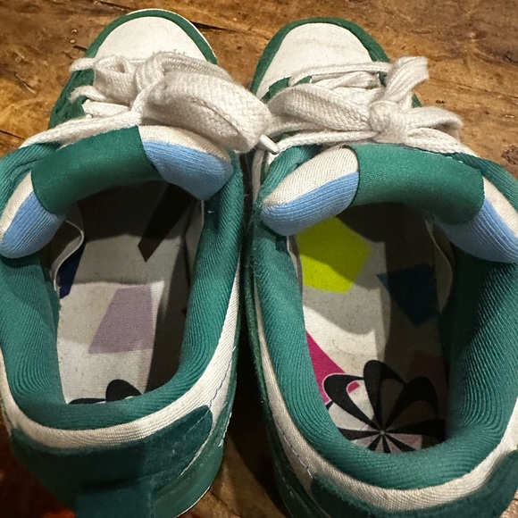 Nike Dunk woman’s shoes 8 1/2 in great used condition! - Picture 8 of 10